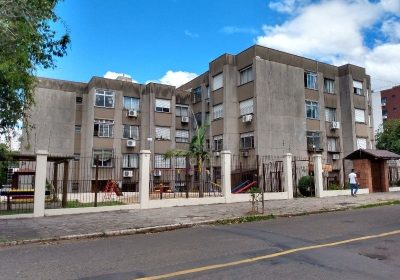 Apartamento com 58m², 2 dormitórios, 1 vaga no bairro Vila Ipiranga em Porto Alegre