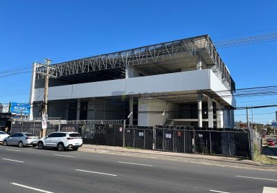 Loja com 372m², 14 vagas no bairro Sarandi em Porto Alegre