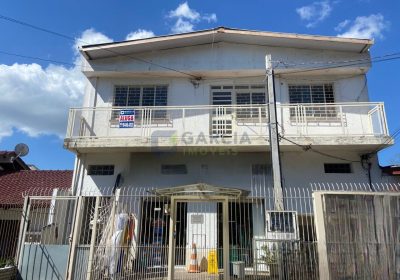 Apartamento com 110m², 2 dormitórios, 1 suíte no bairro Vila Jardim em Porto Alegre