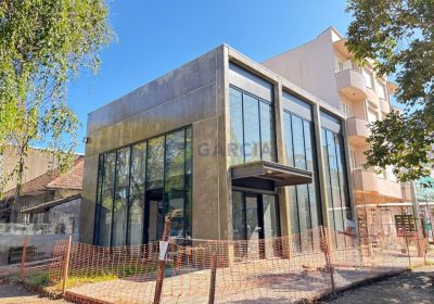 Loja com 130m² no bairro São João em Porto Alegre