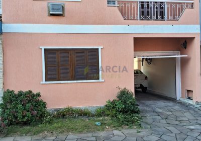Casa com 143m², 2 dormitórios, 1 suíte, 4 vagas no bairro Ecoville em Porto Alegre