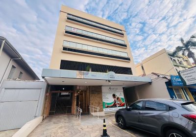 Sala Comercial com 51m², 1 vaga no bairro Floresta em Porto Alegre