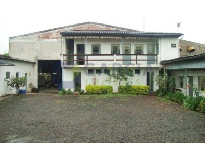 Terreno com 700m² no bairro Sarandi em Porto Alegre