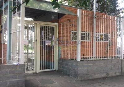 Apartamento com 70m², 3 dormitórios, 1 vaga no bairro Sarandi em Porto Alegre