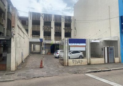 Prédio com 1.460m² no bairro Floresta em Porto Alegre
