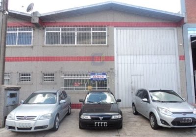 Depósito com 260m², 2 vagas no bairro Sarandi em Porto Alegre