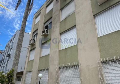 Apartamento com 61m², 2 dormitórios no bairro São Sebastião em Porto Alegre