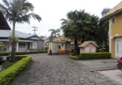 Casa com 90m², 2 dormitórios, 1 vaga no bairro Ecoville em Porto Alegre