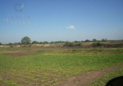 Terreno com 170.000m² no bairro Rubem Berta em Porto Alegre