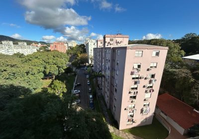Apartamento com 73m², 3 dormitórios, 1 vaga no bairro Jardim Itu em Porto Alegre