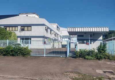 Depósito com 2.500m², 20 vagas no bairro Sarandi em Porto Alegre