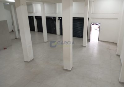 Loja com 515m² no bairro Passo da Areia em Porto Alegre