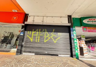 Loja com 100m² no bairro Cristo Redentor em Porto Alegre