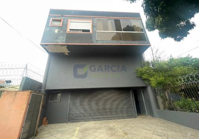 Depósito com 305m² no bairro Santa Maria Goretti em Porto Alegre