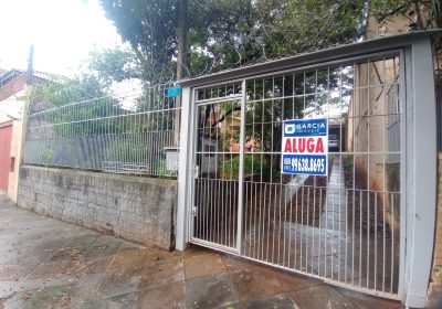 Casa com 80m², 2 dormitórios no bairro Santa Fé em Porto Alegre