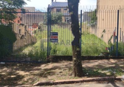 Terreno com 300m² no bairro São Sebastião em Porto Alegre