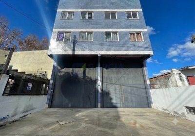 Loja com 200m², 2 vagas no bairro Sarandi em Porto Alegre