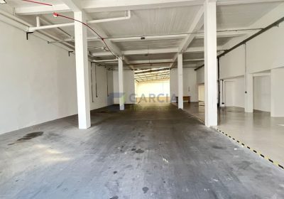 Depósito com 650m², 3 vagas no bairro São Geraldo em Porto Alegre