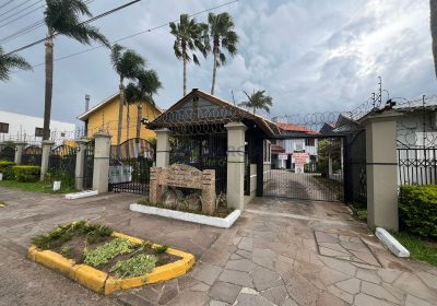 Casa com 90m², 2 dormitórios, 1 vaga no bairro Ecoville em Porto Alegre