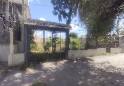 Terreno com 300m² no bairro Sarandi em Porto Alegre