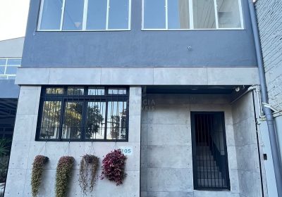 Sala Comercial com 200m² no bairro Alto Petrópolis em Porto Alegre