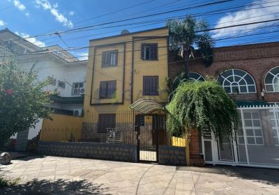 Apartamento com 65m², 2 dormitórios no bairro São Geraldo em Porto Alegre