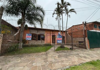 Casa com 24m², 4 dormitórios, 4 vagas no bairro Sarandi em Porto Alegre