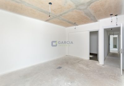 Apartamento com 116m², 3 dormitórios, 1 suíte, 2 vagas no bairro Santa Cecília em Porto Alegre