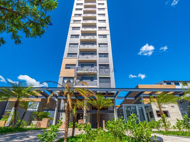 Apartamento com 61m², 2 dormitórios, 1 suíte, 1 vaga no bairro Vila Ipiranga em Porto Alegre