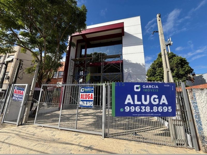 Depósito com 478m², 4 vagas no bairro Santa Maria Goretti em Porto Alegre