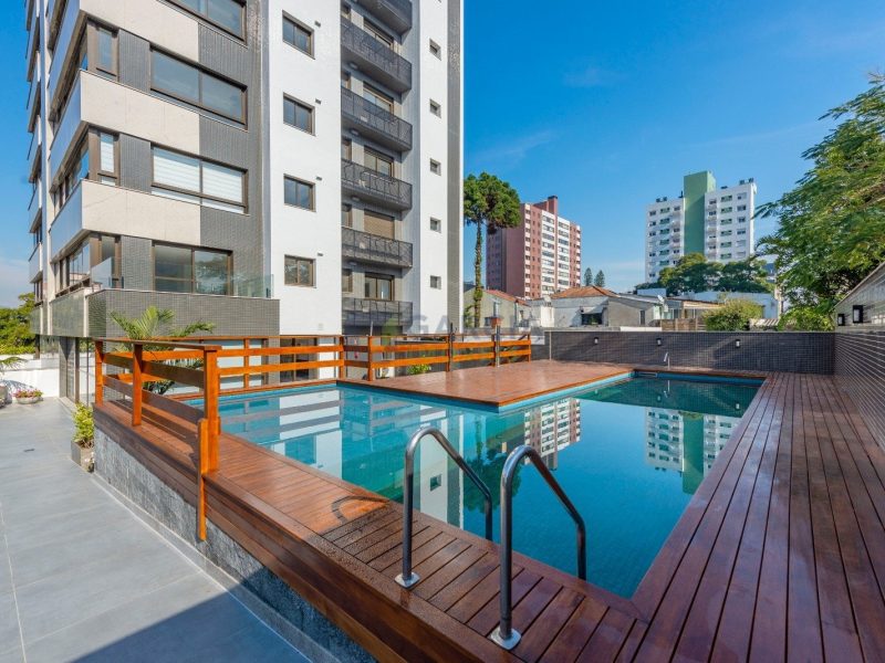 Apartamento com 125m², 3 dormitórios, 3 suítes, 2 vagas no bairro Petrópolis em Porto Alegre