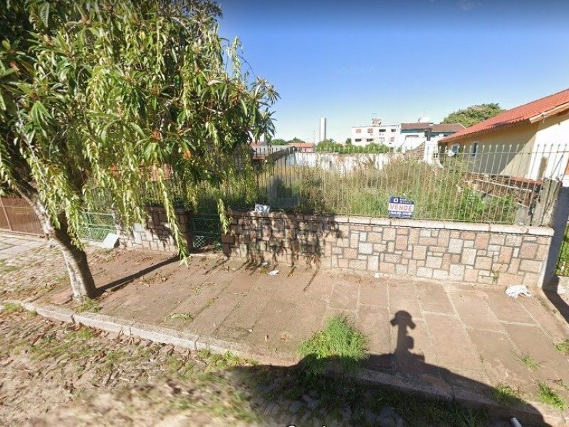 Terreno com 300m² no bairro Sarandi em Porto Alegre