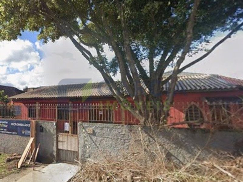 Casa com 150m², 3 dormitórios, 4 vagas no bairro Sarandi em Porto Alegre