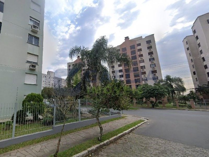 Apartamento com 52m², 2 dormitórios, 1 vaga no bairro Sarandi em Porto Alegre