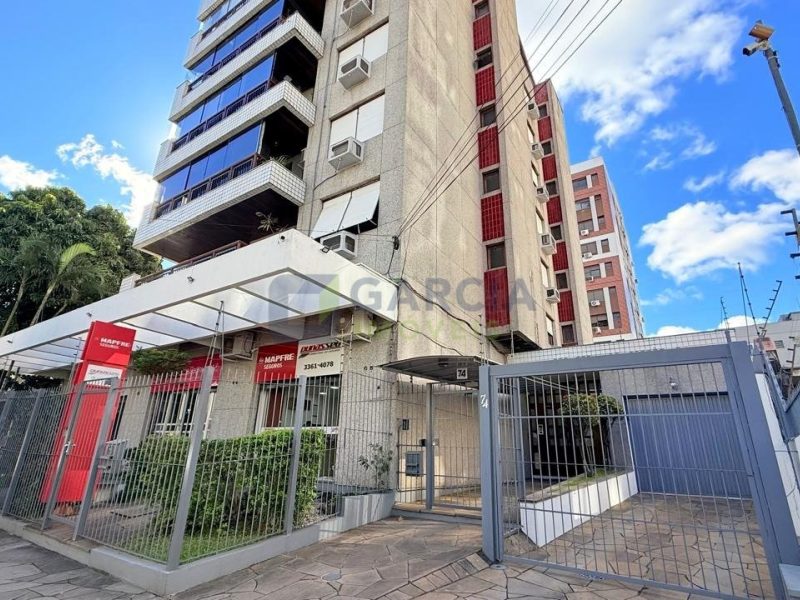 Cobertura com 225m², 3 dormitórios, 1 suíte, 1 vaga no bairro Cristo Redentor em Porto Alegre