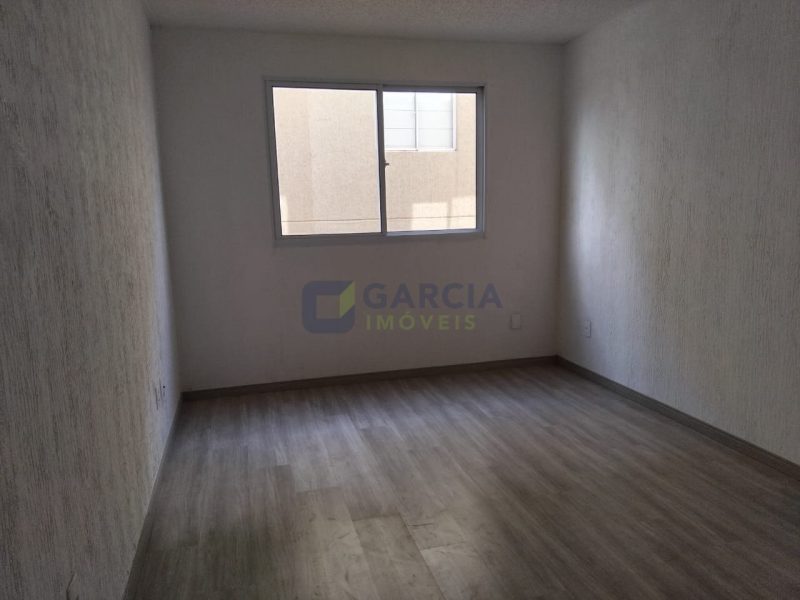 Apartamento com 42m², 2 dormitórios, 1 vaga no bairro Jardim Leopoldina em Porto Alegre