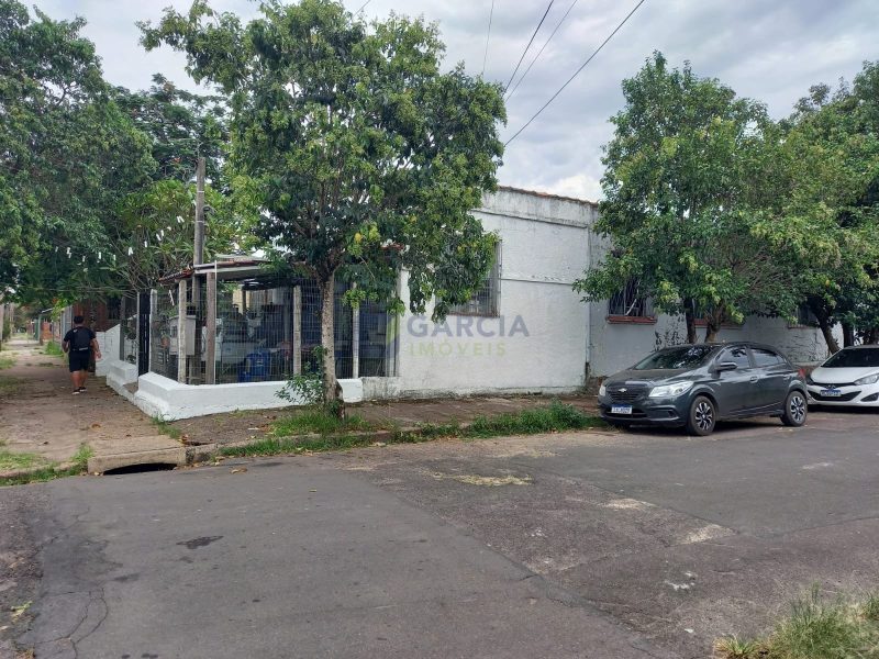 Terreno com 300m² no bairro Jardim Itu em Porto Alegre