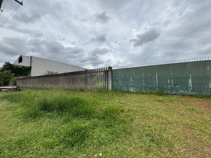 Terreno com 5.000m² no bairro Sarandi em Porto Alegre