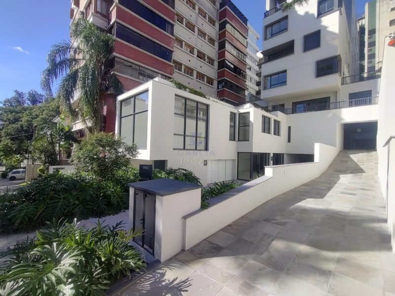 Loja com 150m², 5 vagas no bairro Auxiliadora em Porto Alegre