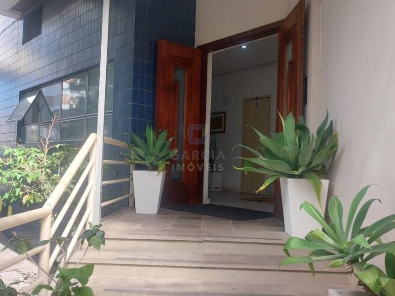 Apartamento com 82m², 1 dormitório, 1 suíte, 1 vaga no bairro Independência em Porto Alegre