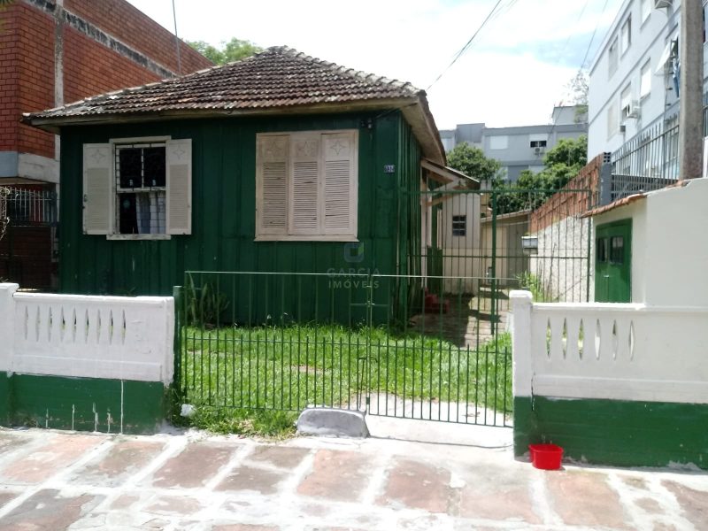 Terreno com 393m² no bairro Sarandi em Porto Alegre