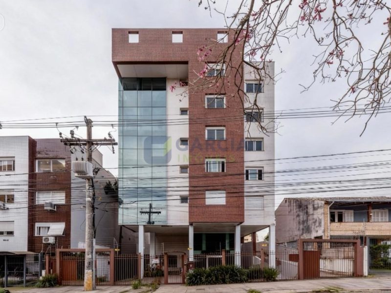 Apartamento com 102m², 3 dormitórios, 1 suíte, 2 vagas no bairro Menino Deus em Porto Alegre
