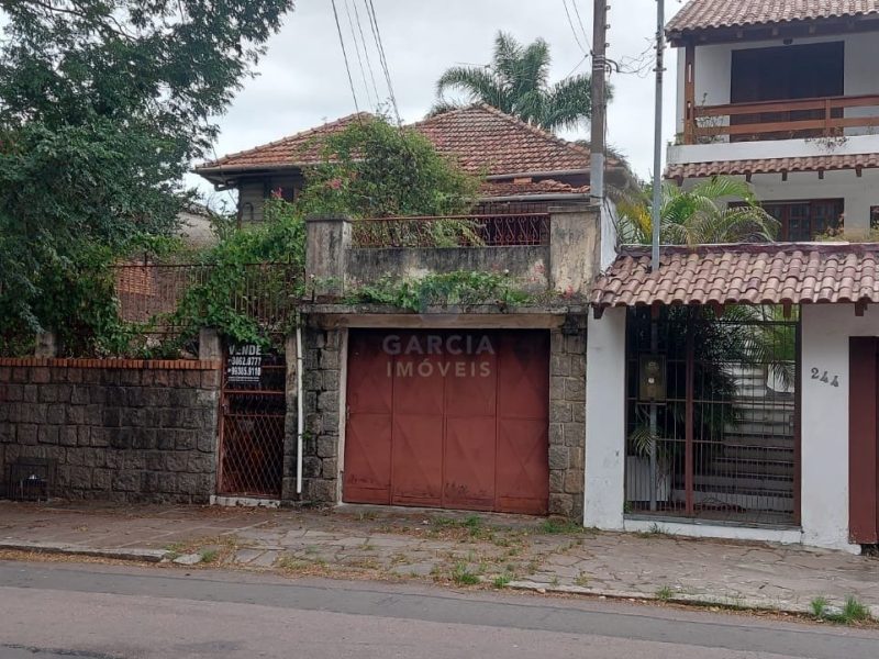 Terreno com 300m² no bairro Passo da Areia em Porto Alegre