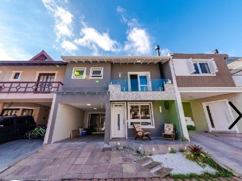 Casa com 144m², 3 dormitórios, 3 suítes, 2 vagas no bairro Sarandi em Porto Alegre