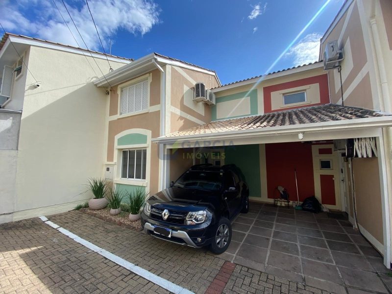 Casa em Condomínio com 86m², 3 dormitórios, 1 suíte, 2 vagas no bairro Humaitá em Porto Alegre