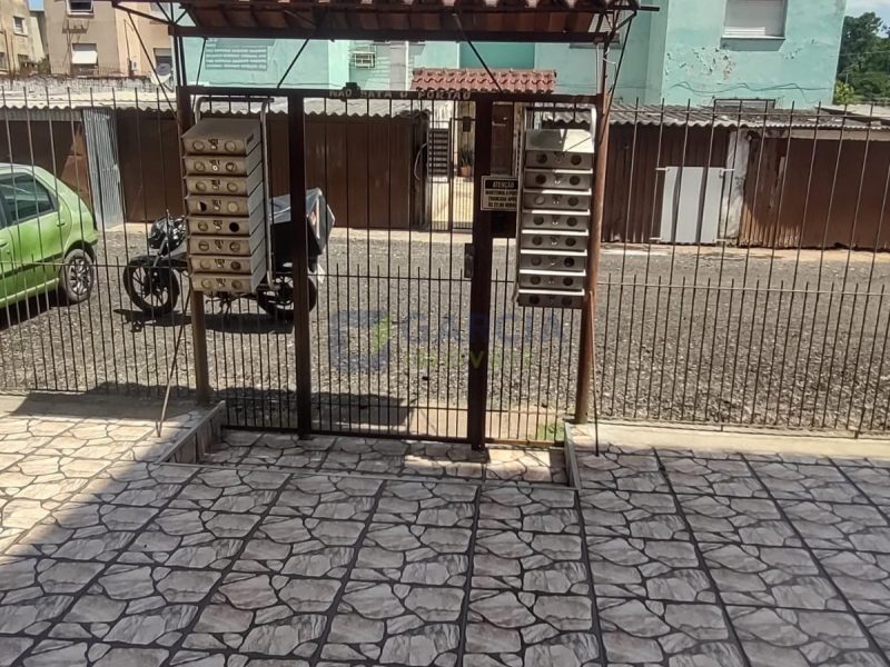 Apartamento com 45m², 2 dormitórios, 1 vaga no bairro Sarandi em Porto Alegre