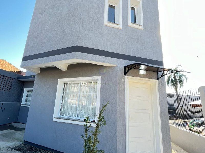 Casa com 90m², 3 dormitórios no bairro Passo das Pedras em Porto Alegre