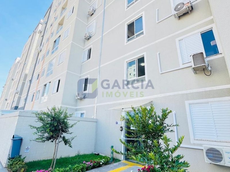 Apartamento com 44m², 2 dormitórios, 1 vaga no bairro Costa e Silva em Porto Alegre