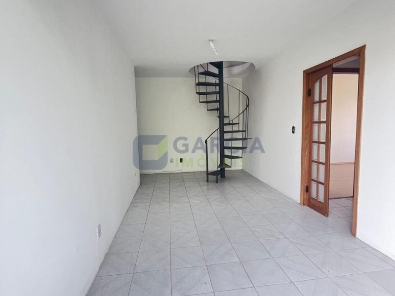 Cobertura com 125m², 2 dormitórios, 1 vaga no bairro Cristo Redentor em Porto Alegre