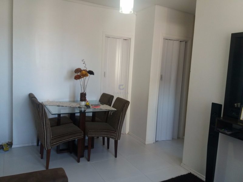 Apartamento com 41m², 2 dormitórios, 1 vaga no bairro Sarandi em Porto Alegre